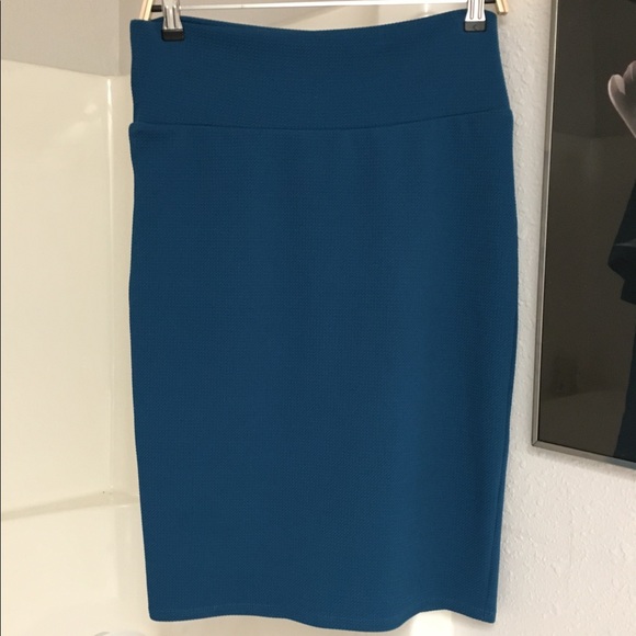 ❌SOLD❌ LuLaRoe Teal Cassie Skirt - Size M - Picture 2 of 8